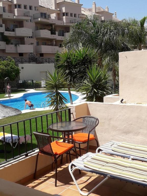 Duquesa Fairways, A Spacious Apartment With Fabulous Views And Facilities 马尼尔瓦 外观 照片